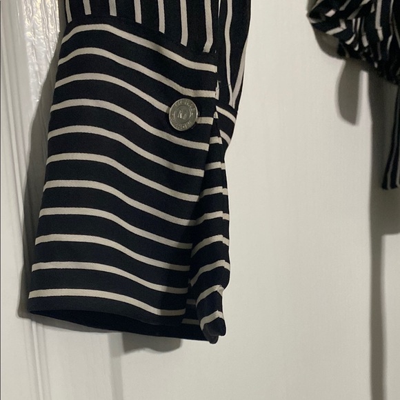 Black and White Striped Wrap Top Size 4 - Picture 3 of 4